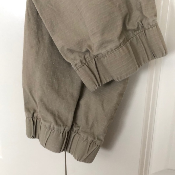 Levi’s Cotton Jogger - Picture 4 of 8